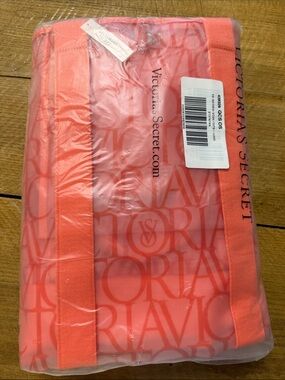 NWT Victoria secret beach bag and towel